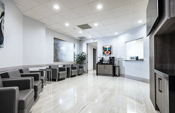 Gynecomastia Surgery - reception room